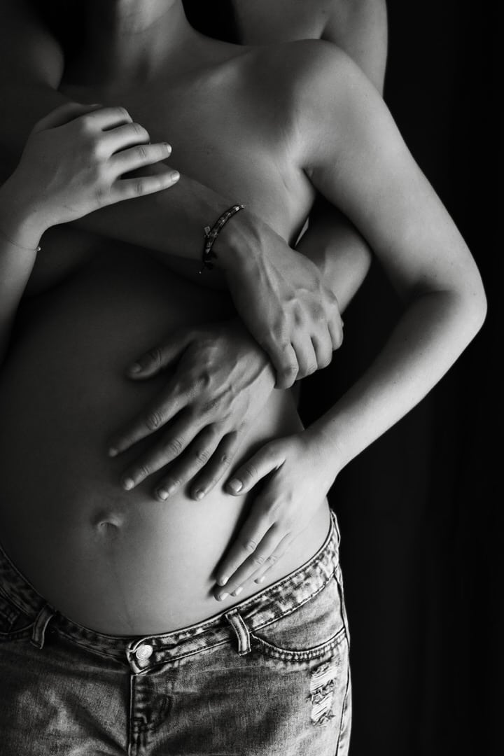 Schwangerschaftsbilder von Sarah Herzfoto