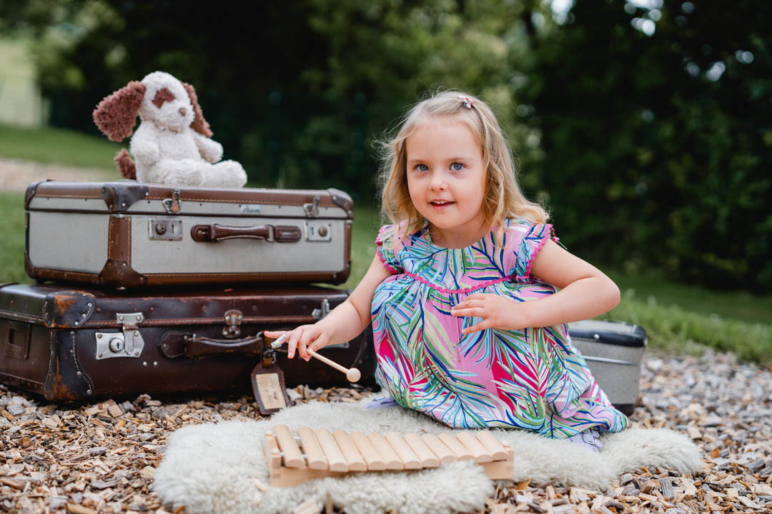 Kindergartenfotos, natürliche Kindergartenfotografie Steiermark, Sarah Herzfoto.